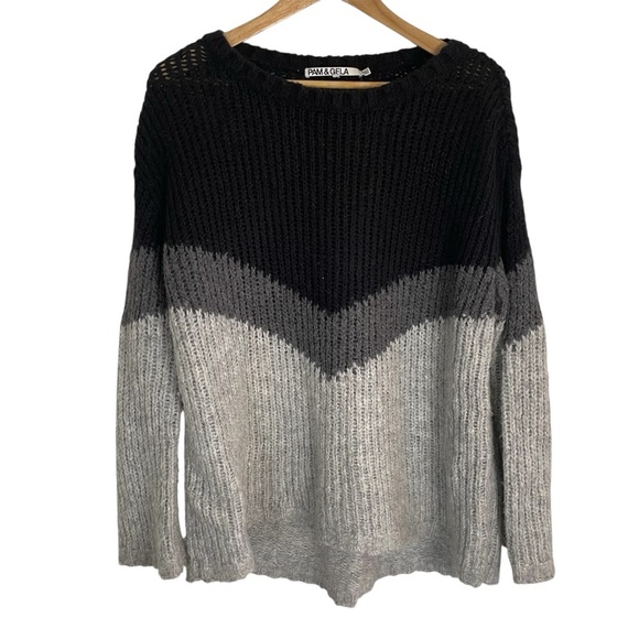 Pam & Gela Sweaters - Pam & Gela Women's Black and Gray Chevron Sweater Wool Blend